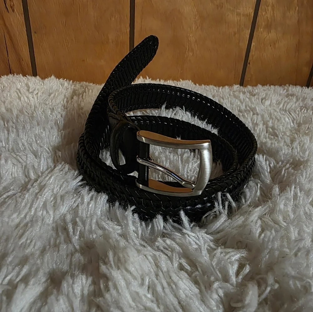 DOCKERS Black Braided Belt with Silver Buckle Sz. 40